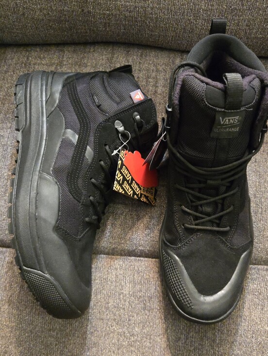 Vans Other - Vans Mte 2 Ultrarange Exo Men Size 11.5 Blackout Hiking Boots Primaloft 062026